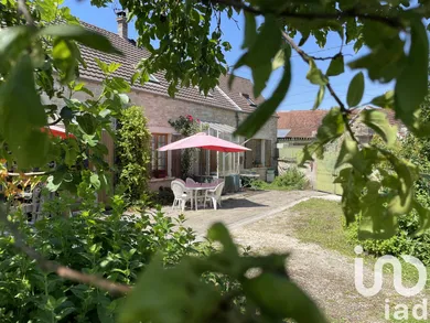 Village house at Gigny (89160)