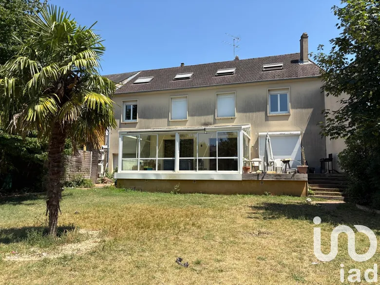 Maison 9 pièces 273 m² · à Fourchambault · 273 m² · 193 000 €