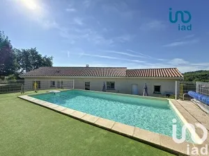 Maison traditionnelle à Véranne (42520)