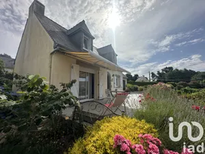 House at Belle-Isle-en-Terre (22810)