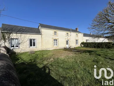 Longère à Saint-Varent (79330)