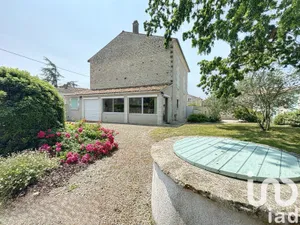 Maison de village à Maillé (85420)
