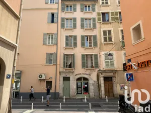 Building at Toulon (83000)