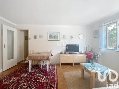 Appartement à Chaville (92370)