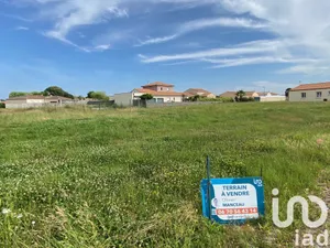 Terrain à bâtir à Bazoges-en-Paillers (85130)