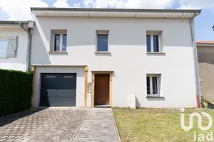 Building at Volstroff (57940)