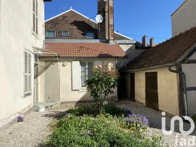 Apartment at Sainte-Savine (10300)