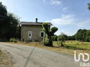 House at Croze (23500)