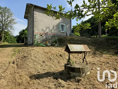 House in Croze (23500)