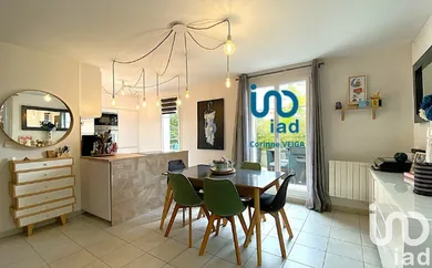 Duplex at Magny-le-Hongre (77700)