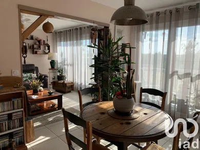 Apartment in Cenon (33150)