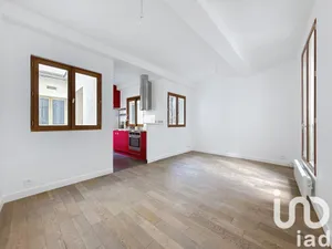 Apartment in Paris (75002)