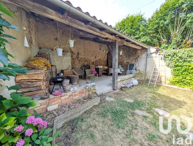 Townhouse in Lussac-les-Châteaux (86320)