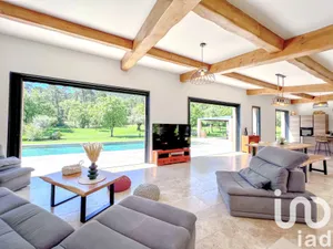 Maison à Bagnols-en-Forêt (83600)