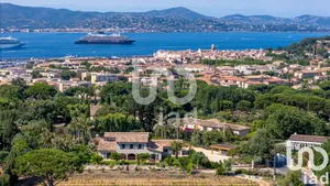 Maison à Saint-Tropez (83990)