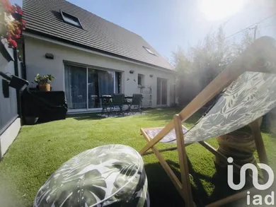 Maison à Saint-Maximin (60740)