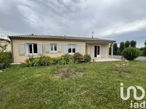 Maison de ville à Chef-Boutonne (79110)