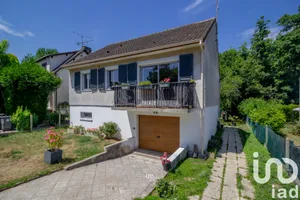 House at Maule (78580)