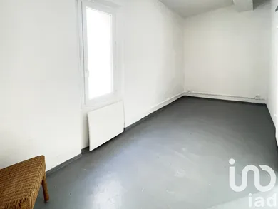 Apartment in Toulon (83000)