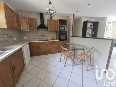 Detached house in Val-de-Livenne (33860)