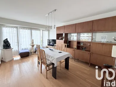 Apartment in Yerres (91330)