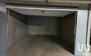 Parking at Les Mureaux (78130)