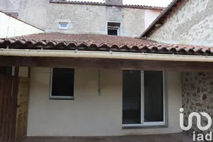 Maison à Vernoux-en-Gâtine (79240)