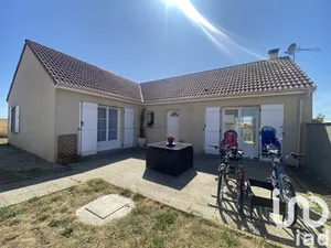 Pavillon à Le Malesherbois (45330)