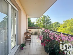 Apartment at Massy (91300)