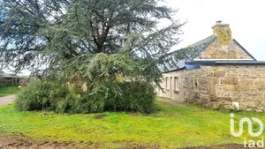 Park home at Plésidy (22720)