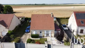 House at Chevru (77320)