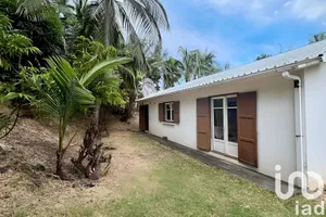 House at Saint-Paul (97411)