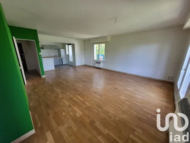 Apartment in La Roche-sur-Yon (85000)