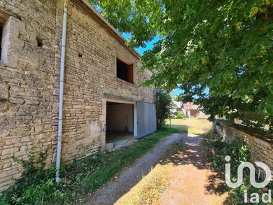 Garage à Les Touches-de-Périgny (17160)