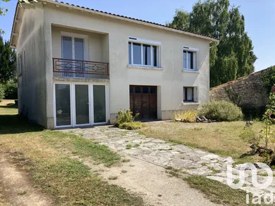 Maison à Surgères (17700)