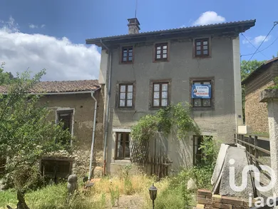 Maison de campagne à Marsac-en-Livradois (63940)