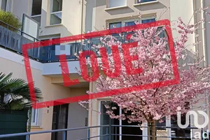 Duplex à Thiverval-Grignon (78850)
