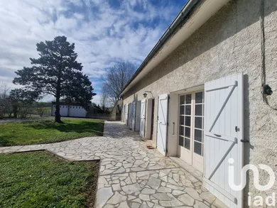 House at Rieumes (31370)