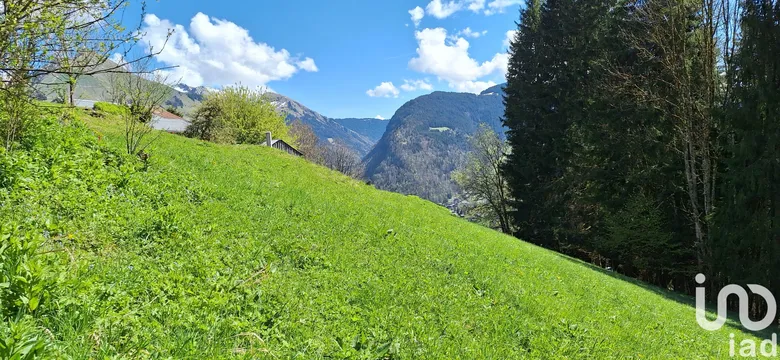 Terrain 1014 m² · à La Côte-d'Arbroz · 395 000 €