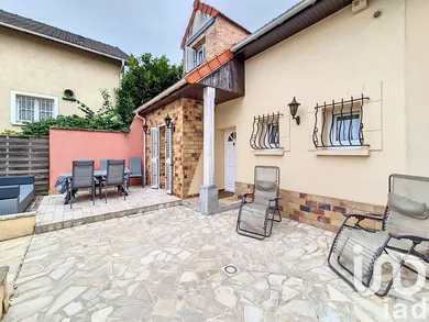 Maison traditionnelle à Le Blanc-Mesnil (93150)