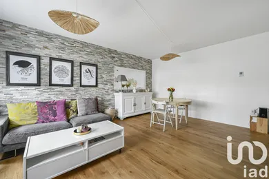 Apartment at Chatou (78400)