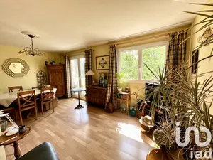 Apartment at Palaiseau (91120)