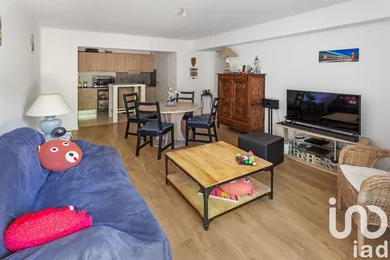 Apartment in Sautron (44880)