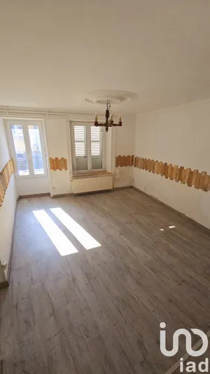 Maison à Bogny-sur-Meuse (08120)