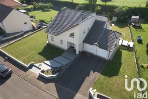 Pavillon à Réhon (54430)