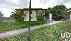House at Val-de-Virieu (38730)