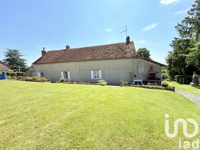 House at Vandenesse (58290)