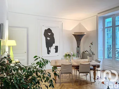 Apartment at Nantes (44000)