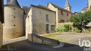 Village house at Bournazel (12390)