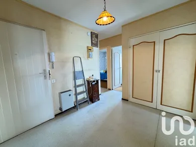 Apartment in PAU (64000)